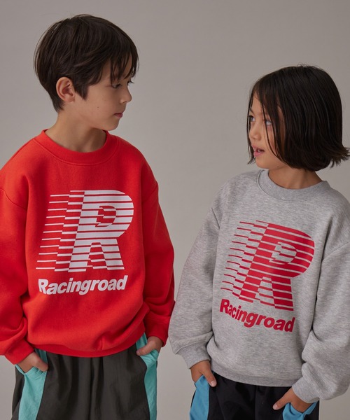 PAIRMANON STREET（ペアマノンストリート）の「【PAIRMANON STREET】裏起毛 プリント オーバサイズ スウェット トレーナー（スウェット・キッズ・グレー系その他2/グレー系その他3/グレー系その他4/グレー系その他5/オレンジ/グリーン系その他/ブルー系その他/ネイビー/ブラック系その他/ブラック系その他3/ブラック系その他5/ベージュ系その他3/グレー系その他/ブラック系その他2/レッド/レッド系その他/ブラック系その他4/ベージュ系その他/ベージュ系その他2/ブラウン・100/110/120/130/140/150/160/90）」の21枚目の写真