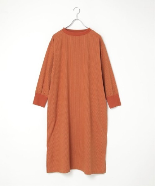 LBC（エルビーシー）の「リブ使いワンピース（ワンピース・レディース・ネイビー/チャコールグレー/オレンジ・M）」の10枚目の写真