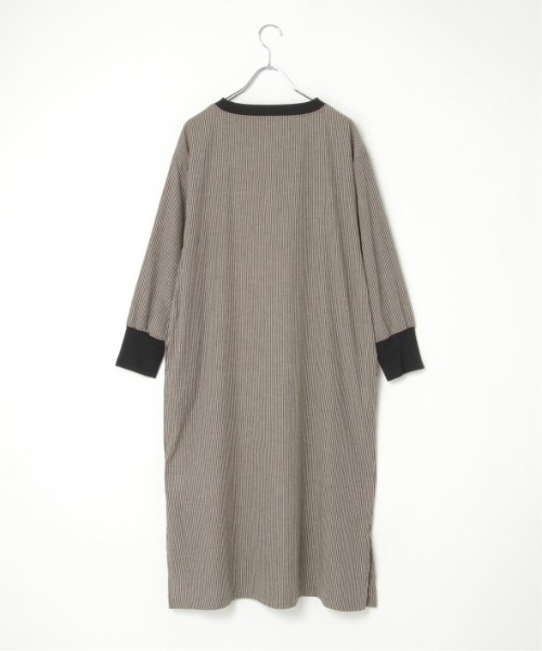 LBC（エルビーシー）の「リブ使いワンピース（ワンピース・レディース・ネイビー/チャコールグレー/オレンジ・M）」の12枚目の写真