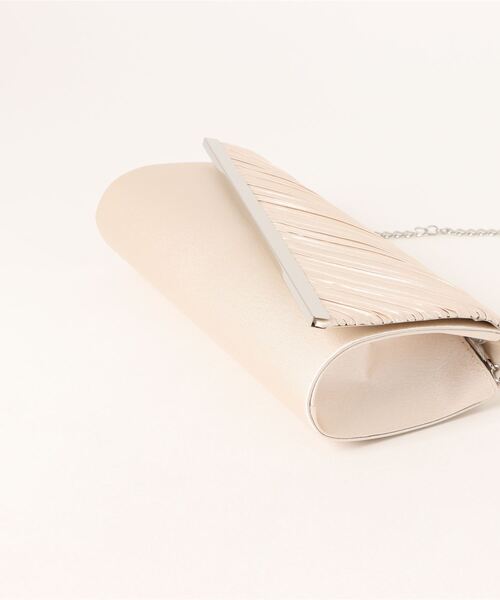 florist（フローリスト）の「【2way】アシンメトリープリーツオケージョンサテンクラッチバッグ（クラッチバッグ・レディース・シルバー/ブラック/クリーム・FREE）」の14枚目の写真