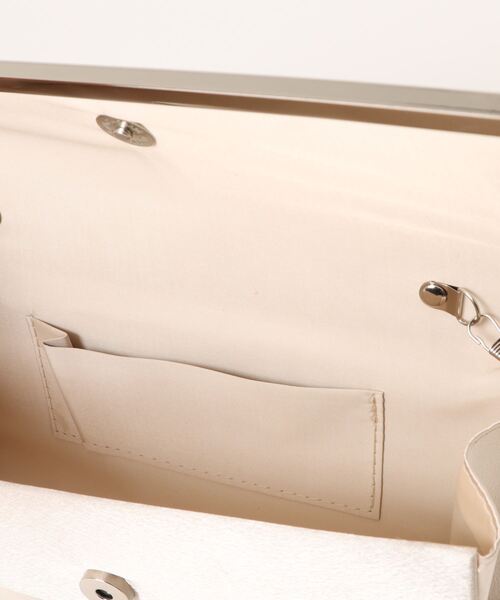 florist（フローリスト）の「【2way】アシンメトリープリーツオケージョンサテンクラッチバッグ（クラッチバッグ・レディース・シルバー/ブラック/クリーム・FREE）」の15枚目の写真