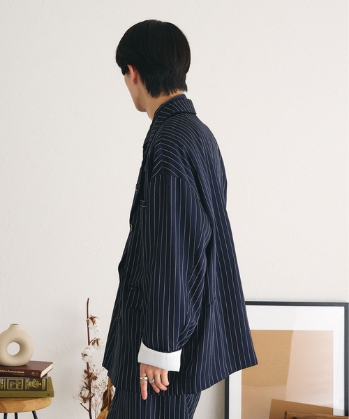 epnok(エプノック)の「ピークドラペルダブルテーラードジャケット(テーラードジャケット・メンズ・ネイビー/チャコールグレー/カーキ/ブラック/ブラウン・LARGE/MEDIUM/SMALL)」の8枚目の写真