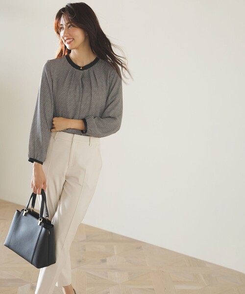 ANY SIS（エニィスィス）の「【WEB・一部店舗限定】エニポカシリーズ ブラウス（シャツ/ブラウス・レディース・アイボリー系/ネイビー系/ブラック系3・1/2/3）」の4枚目の写真