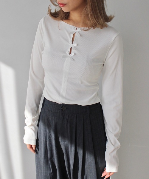 SANSeLF(サンセルフ)の「フロントリボンリブトップス【SANSeLF】 sanw24a036(Tシャツ/カットソー・レディース・ブラック/ホワイト・FREE)」の21枚目の写真