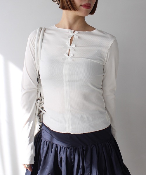 SANSeLF(サンセルフ)の「フロントリボンリブトップス【SANSeLF】 sanw24a036(Tシャツ/カットソー・レディース・ブラック/ホワイト・FREE)」の8枚目の写真