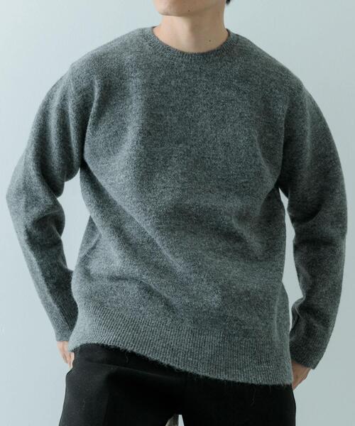 ITEMS URBANRESEARCH(アイテムズ アーバンリサーチ)の「ウール混 クルーネック ニット(ニット/セーター・メンズ・ベージュ/ブラック/チャコールグレー・MEDIUM/LARGE)」の2枚目の写真