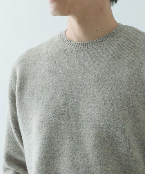 ITEMS URBANRESEARCH(アイテムズ アーバンリサーチ)の「ウール混 クルーネック ニット(ニット/セーター・メンズ・ベージュ/ブラック/チャコールグレー・MEDIUM/LARGE)」の15枚目の写真