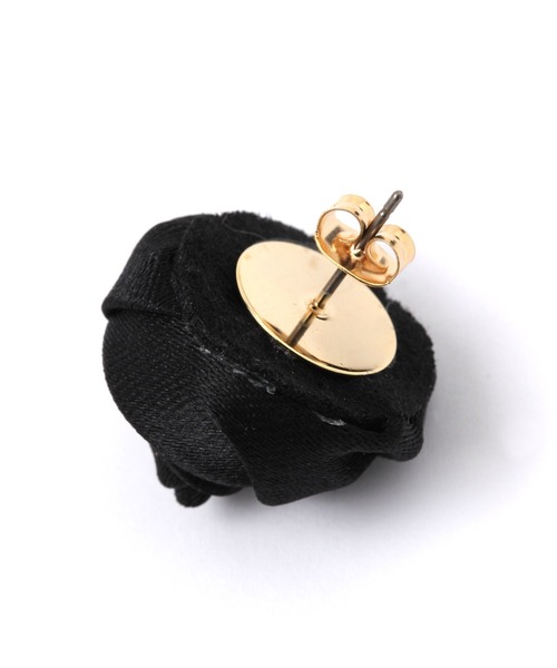 LEPSIM(レプシィム)の「【結婚式/オケージョン】ローズピアス 231990(ピアス(両耳用)・レディース・ブラック・ONE SIZE)」の4枚目の写真