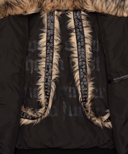 RACER WORLDWIDE(レーサーワールドワイド)の「ストリートファッション RACER WORLDWIDE レーサーワールドワイド Fur Bomber ファーボンバージャケット ボリュームジャケット ファーアウター ファーブルゾン フェイクファー ジップアウター 長袖アウター 羽織り ヒップホップスタイル ストリートブランド(ブルゾン・メンズ・ブラウン・L/M)」の8枚目の写真