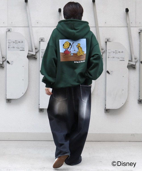 セール】Disney / ディズニー ワンポイント刺繍 / バックプリント