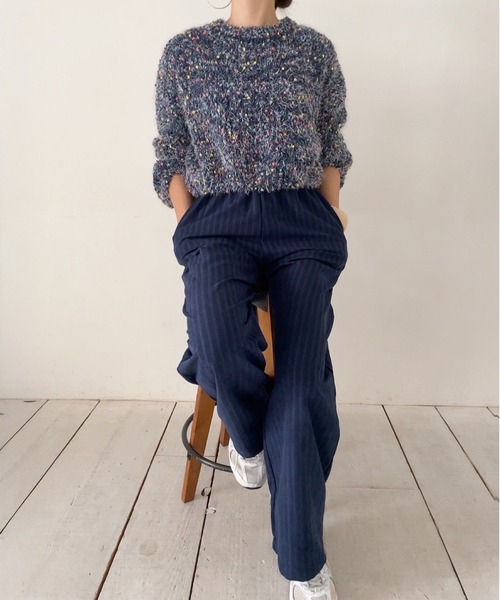 ISOOK（アイスー）の「ミックスカラーシャギーニット (comochi select) / ぽこぽこ セーター カラーニット ふわふわ ボリューム袖 装飾（ニット/セーター・レディース・ネイビー/アイボリー・FREE）」の22枚目の写真