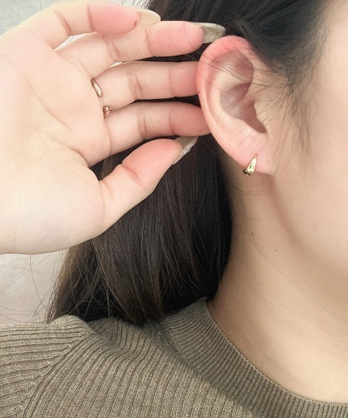 Burner(バーナー)の「【OKUOKU 0909】フープピアス 両耳用 oku-pierce-680075767389-4 Yn【RBTS】(ピアス(両耳用)・レディース・シルバー系その他/シルバー系その他2/ゴールド系その他2/ゴールド/ゴールド系その他/シルバー・FREE)」の4枚目の写真