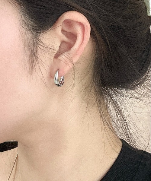 Burner(バーナー)の「【OKUOKU 0909】フープピアス 両耳用 oku-pierce-680075767389-4 Yn【RBTS】(ピアス(両耳用)・レディース・シルバー系その他/シルバー系その他2/ゴールド系その他2/ゴールド/ゴールド系その他/シルバー・FREE)」の3枚目の写真