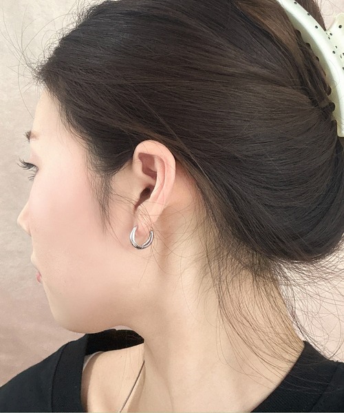 Burner(バーナー)の「【OKUOKU 0909】フープピアス 両耳用 oku-pierce-680075767389-4 Yn【RBTS】(ピアス(両耳用)・レディース・シルバー系その他/シルバー系その他2/ゴールド系その他2/ゴールド/ゴールド系その他/シルバー・FREE)」の18枚目の写真