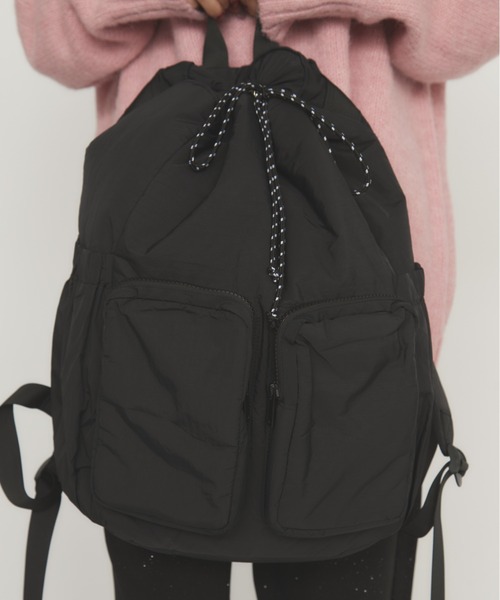 MERLOT（メルロー）の「パデットアウトポケットバックパック（バックパック/リュック・レディース・ブラック/ホワイト・FREE）」の11枚目の写真