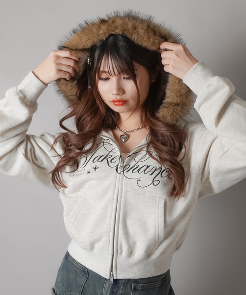 SPINNS（スピンズ）の「フードファー ショート丈ジップパーカー（パーカー・レディース・カーキ/オートミール/その他1/その他2/その他3・ONESIZE）」の13枚目の写真