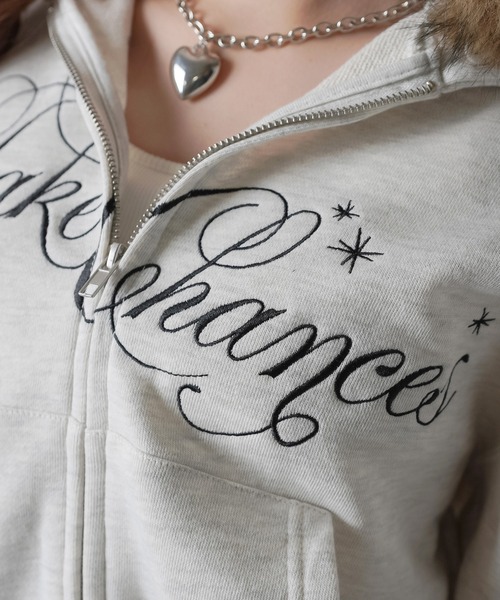 SPINNS（スピンズ）の「フードファー ショート丈ジップパーカー（パーカー・レディース・カーキ/オートミール/その他1/その他2/その他3・ONESIZE）」の16枚目の写真