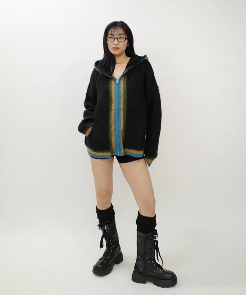 WHO'S WHO gallery（フーズフーギャラリー）の「※２サイズ【UNISEX/ユニセックス】KOOK'Nラインモヘアジップパーカー（パーカー・メンズ・ブラック/パープル・MEDIUM）」の5枚目の写真