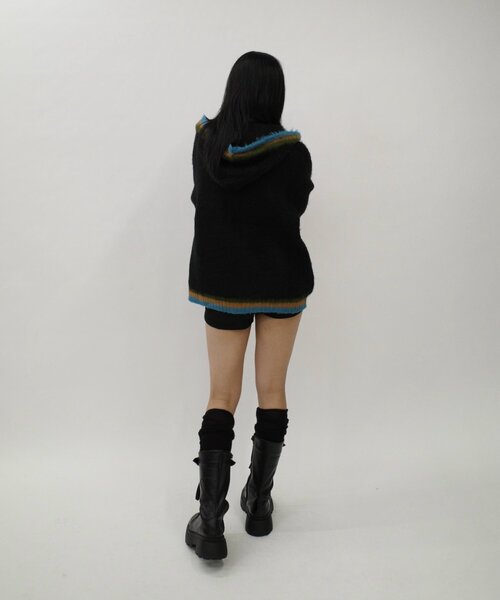 WHO'S WHO gallery（フーズフーギャラリー）の「※２サイズ【UNISEX/ユニセックス】KOOK'Nラインモヘアジップパーカー（パーカー・メンズ・ブラック/パープル・MEDIUM）」の3枚目の写真