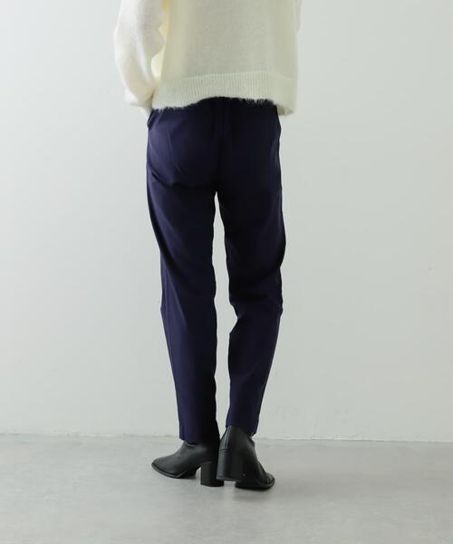 SENSE OF PLACE by URBAN RESEARCH(センスオブプレイスバイアーバンリサーチ)の「ストレッチテーパードイージーパンツ(その他パンツ・レディース・ブラック/ライトベージュ/ネイビー・SMALL/LARGE/MEDIUM)」の21枚目の写真