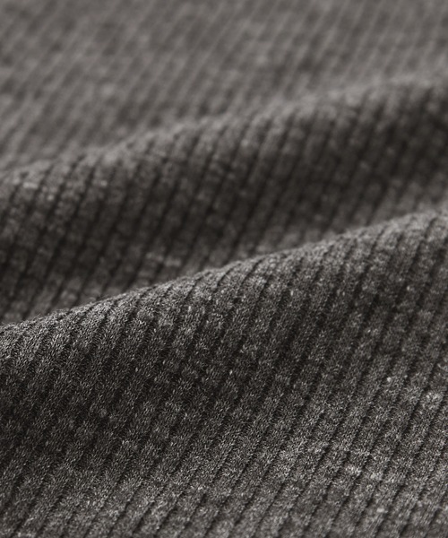 CHAN ME（チャンミ）の「配色ボートネックメロートップス（Tシャツ/カットソー・レディース・ベージュ/チャコールグレー/ブラック/ホワイト・LARGE/MEDIUM/X-LARGE）」の5枚目の写真