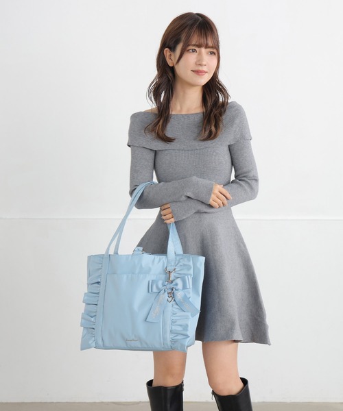 SecretDoor(シークレットドア)の「トート リボンチャーム フリル A4 仕切り ローズヒップ(トートバッグ・レディース・ブラック/ピンク/グレー/ライトブルー/ネイビー・FREE)」の7枚目の写真