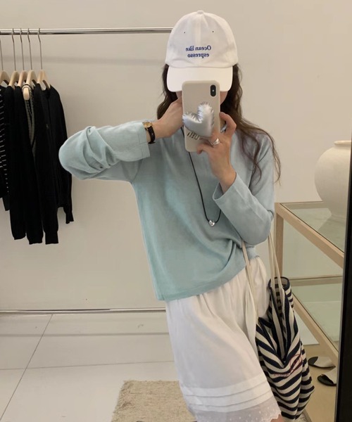 IRADOWL(アイラドール)の「シアー無地カットソー(Tシャツ/カットソー・レディース・ベージュ/ダークグレー/ライトグレー/ピンク/ライトブルー/ブラック/ピンクベージュ/オフホワイト/レッド・FREE)」の6枚目の写真