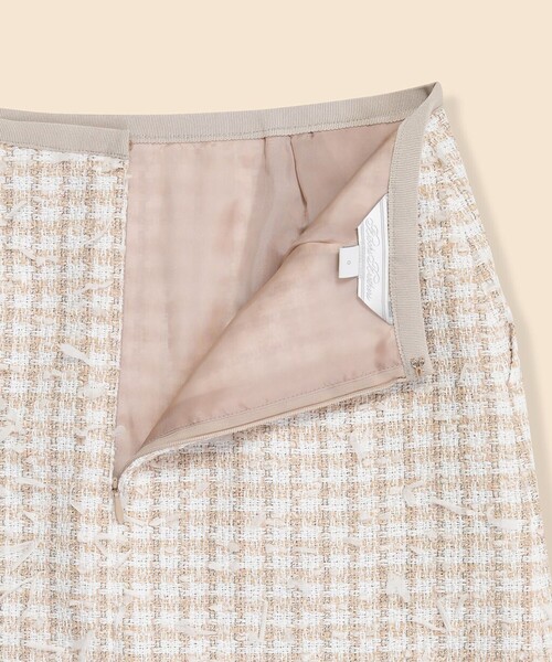 BROOKS BROTHERS(ブルックスブラザーズ)の「コットンブレンド ファンシーツイード ミディスカート(スカート・レディース・ベージュ・0/2/4/6/8)」の3枚目の写真