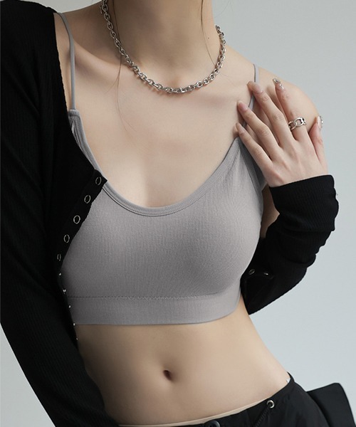 c.u.l（シーユーエル）の「バックオープン 細リブ ショート丈 カップ付き キャミソール culw786（キャミソール・レディース・グレー/ブラック/ベージュ/ライトグレー/ホワイト・FREE）」の12枚目の写真