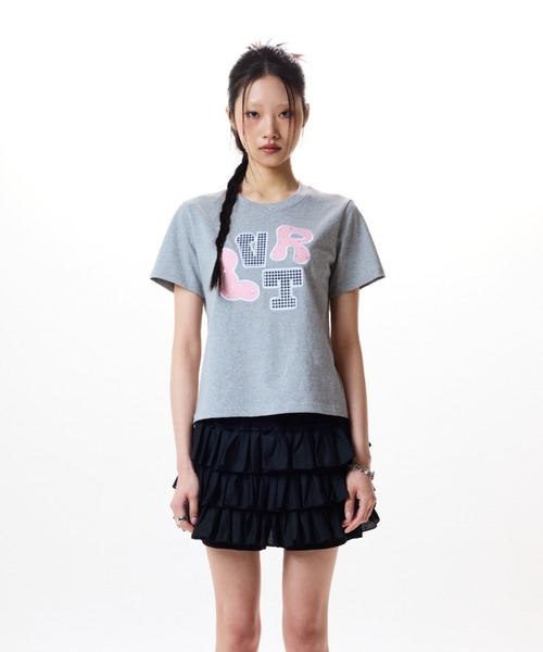 【LUV IS TRUE】LVTR パッチ ロゴTシャツ♡ セール】LVTR PATCH TEE（Tシャツ/カットソー）｜LUVISTRUE