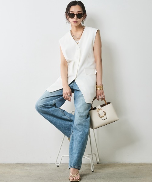 CHIC STYLE(シックスタイル)の「オーバーサイズベスト<大きいサイズ有>シックスタイル(ベスト・レディース・ブラック/オフホワイト・5L/4L/3L/LL/L/M)」の5枚目の写真