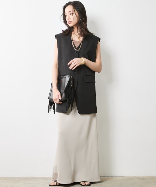 CHIC STYLE(シックスタイル)の「オーバーサイズベスト<大きいサイズ有>シックスタイル(ベスト・レディース・ブラック/オフホワイト・5L/4L/3L/LL/L/M)」の21枚目の写真