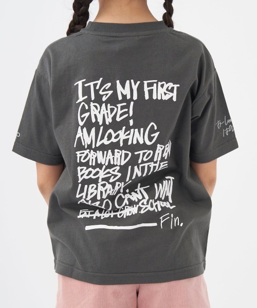 Ocean Pacific(オーシャンパシフィック)の「【OP/オーピー】キッズアーティストコラボTシャツ バックプリント(Tシャツ/カットソー・キッズ・ヘザーグレー/ホワイト/チャコールグレー・110/120/130/140/150/160/100)」の4枚目の写真
