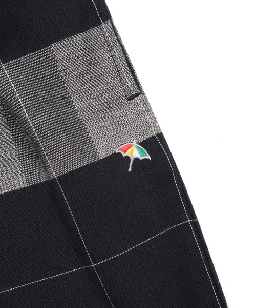 Arnold Palmer（アーノルドパーマー）の「ビックチェック フレア パンツ（その他パンツ・レディース・ブラック/ライトベージュ/ネイビー・L/M/S）」の9枚目の写真