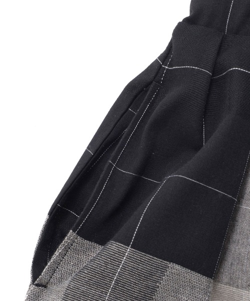 Arnold Palmer（アーノルドパーマー）の「ビックチェック フレア パンツ（その他パンツ・レディース・ブラック/ライトベージュ/ネイビー・L/M/S）」の10枚目の写真