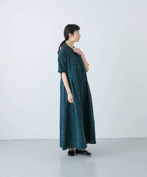 かぐれ（カグレ）の「小花柄プリントワンピース（ワンピース・レディース・チャコールグレー/ブルー・0/1）」の17枚目の写真