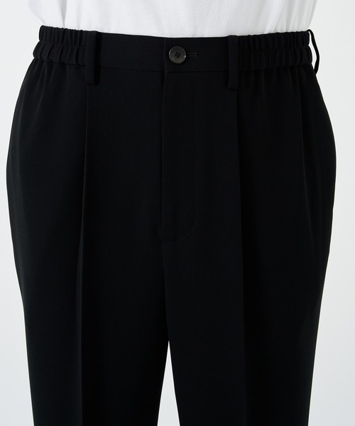 STUDIOUS（ステュディオス）の「ESSENTIAL WIDE TAPERED PANTS（スラックス・メンズ・ブラック/ダークグレー・1/2）」の15枚目の写真