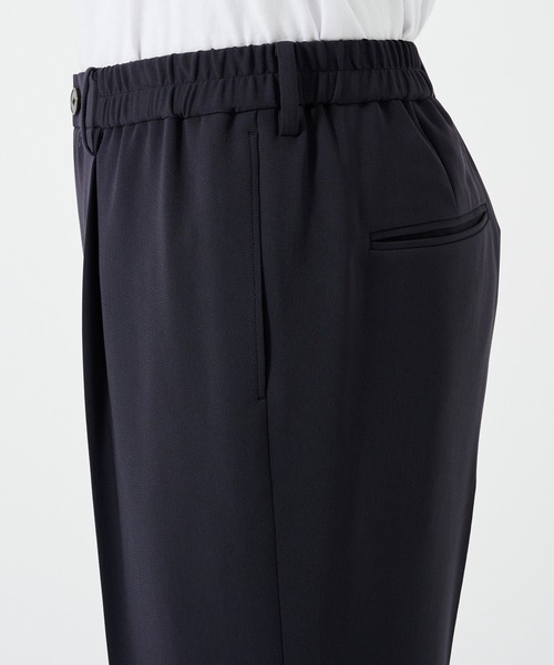 STUDIOUS（ステュディオス）の「ESSENTIAL WIDE TAPERED PANTS（スラックス・メンズ・ブラック/ダークグレー・1/2）」の21枚目の写真