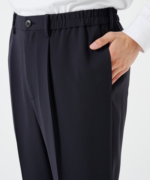 STUDIOUS（ステュディオス）の「ESSENTIAL WIDE TAPERED PANTS（スラックス・メンズ・ブラック/ダークグレー・1/2）」の22枚目の写真