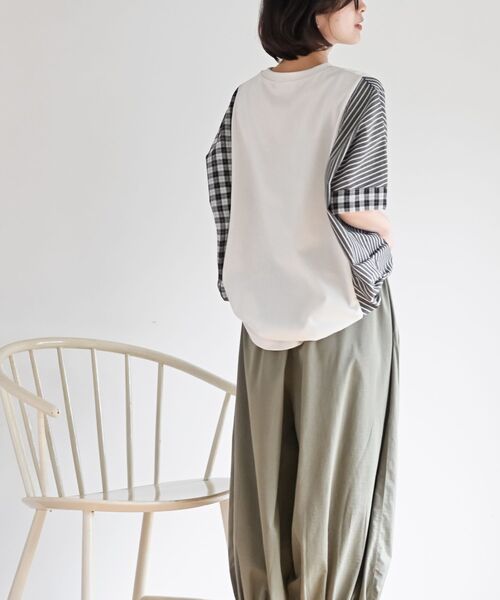 rps(アールピーエス)の「天竺サイド異素材切替ドレーププルオーバー(その他トップス・レディース・チャコールグレー/アイボリー・フリー)」の9枚目の写真