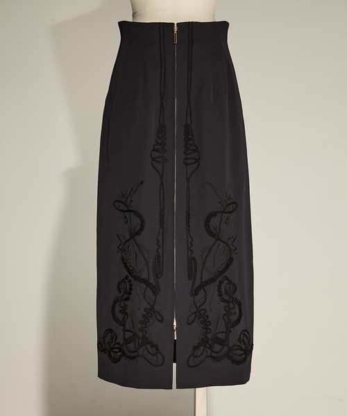 MURRAL(ミューラル)の「【MURRAL/ミューラル】Cucurbita embroidered skirt/エンブロイダリースカ―ト(スカート・レディース・ブラック/ホワイト・1/2)」の9枚目の写真