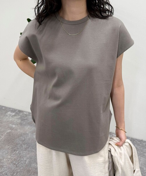 fredy emue(フレディエミュ)の「ポンチフレンチプルオーバー(Tシャツ/カットソー・レディース・オフホワイト/カーキ/ブラック/ベージュ・38)」の15枚目の写真