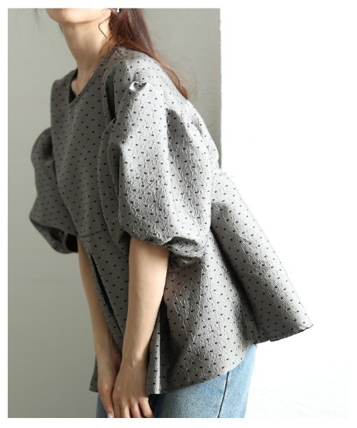 Sawa a la mode(サワアラモード)の「ドットジャガードペプラムトップス(Tシャツ/カットソー・レディース・ベージュ/ブラック・FREE)」の10枚目の写真