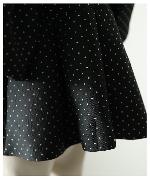 Sawa a la mode(サワアラモード)の「ドットジャガードペプラムトップス(Tシャツ/カットソー・レディース・ベージュ/ブラック・FREE)」の19枚目の写真