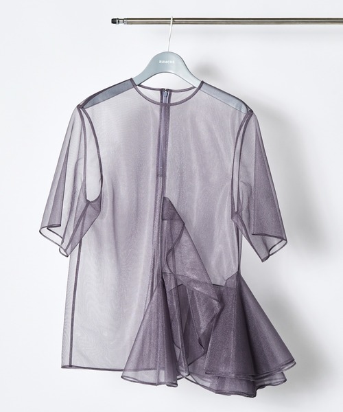 RUMCHE(ラムシェ)の「Moon Ruffle Sheer Tops / ムーンラッフルシアートップス(シャツ/ブラウス・レディース・ベージュ/ブラック/グレー・FREE)」の2枚目の写真