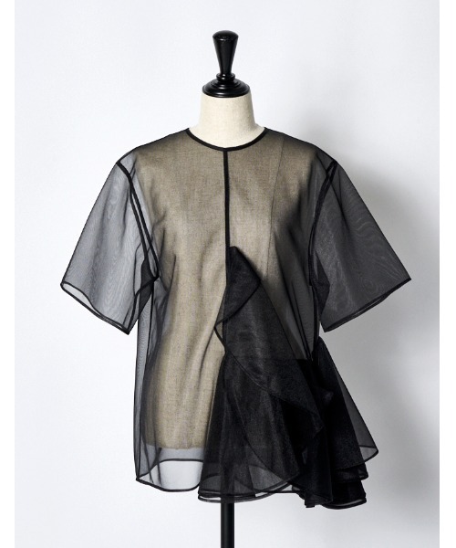 RUMCHE(ラムシェ)の「Moon Ruffle Sheer Tops / ムーンラッフルシアートップス(シャツ/ブラウス・レディース・ベージュ/ブラック/グレー・FREE)」の5枚目の写真