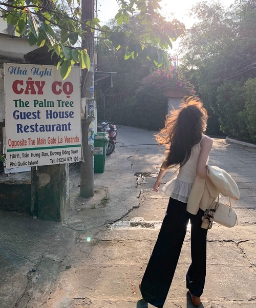 HALEY PESCA(ヘーリーペスカ)の「HALEY PESCA/レイヤードフリルキャミソール(キャミソール・レディース・ホワイト・LARGE/MEDIUM/SMALL)」の11枚目の写真