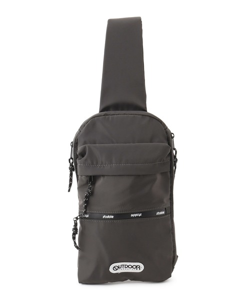 OUTDOOR PRODUCTS（アウトドアプロダクツ）の「【OUTDOOR PRODUCTS meet j.n.r.d】別注/フラットボディバッグ（ボディバッグ/ウエストポーチ・メンズ・ブラック/パープル/チャコールグレー・FREE）」の2枚目の写真