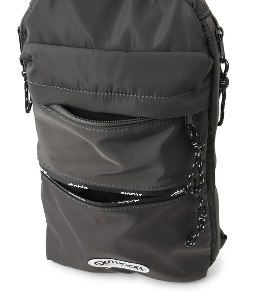 OUTDOOR PRODUCTS（アウトドアプロダクツ）の「【OUTDOOR PRODUCTS meet j.n.r.d】別注/フラットボディバッグ（ボディバッグ/ウエストポーチ・メンズ・ブラック/パープル/チャコールグレー・FREE）」の12枚目の写真