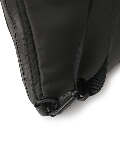 OUTDOOR PRODUCTS（アウトドアプロダクツ）の「【OUTDOOR PRODUCTS meet j.n.r.d】別注/フラットボディバッグ（ボディバッグ/ウエストポーチ・メンズ・ブラック/パープル/チャコールグレー・FREE）」の14枚目の写真